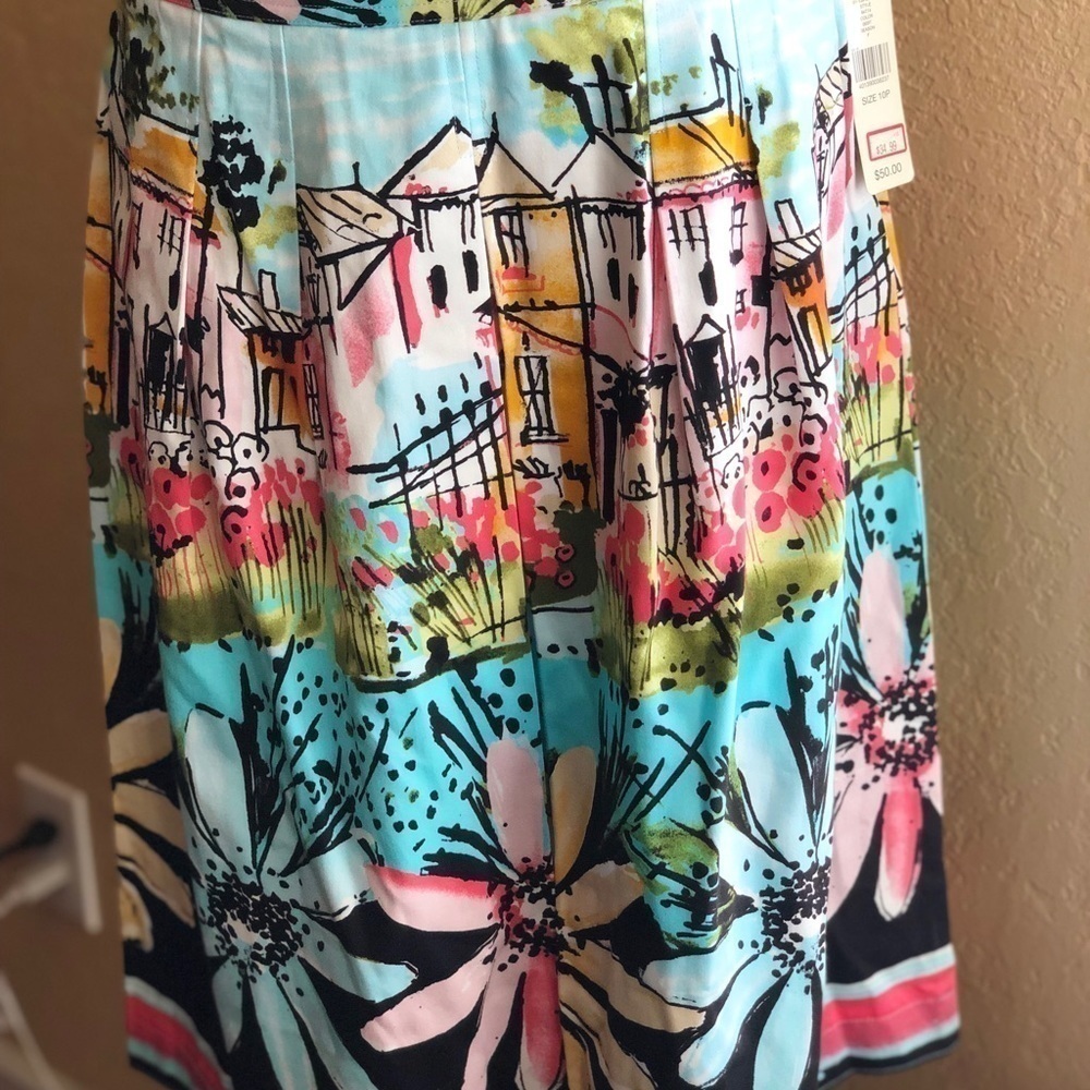 Women’s petite printed pleated skirt size 10P - Picture 5 of 8